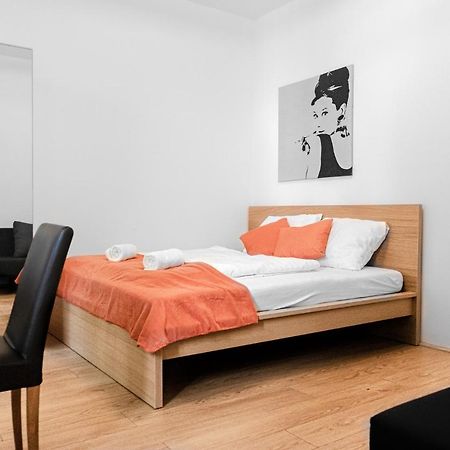 Delightful 2Br Shared Apartment - Ideal For Longstays Viyana Dış mekan fotoğraf